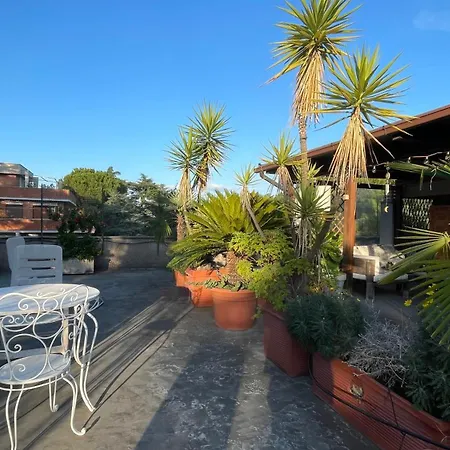 Mansarda Monolocale In Roof Garden Roma